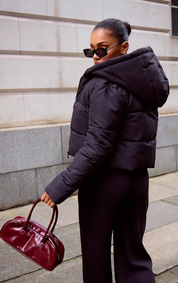 PrettyLittleThing Black Basic Hooded Zip Up Cropped Puffer Jacket